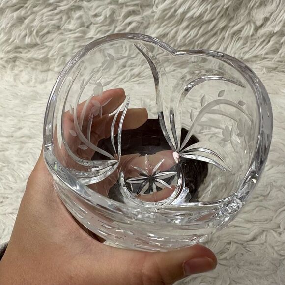 LENOX Cut Crystal Multipurpose Bowl Hand Etched Flowers Scallop Trim‎ Small - Picture 4 of 7